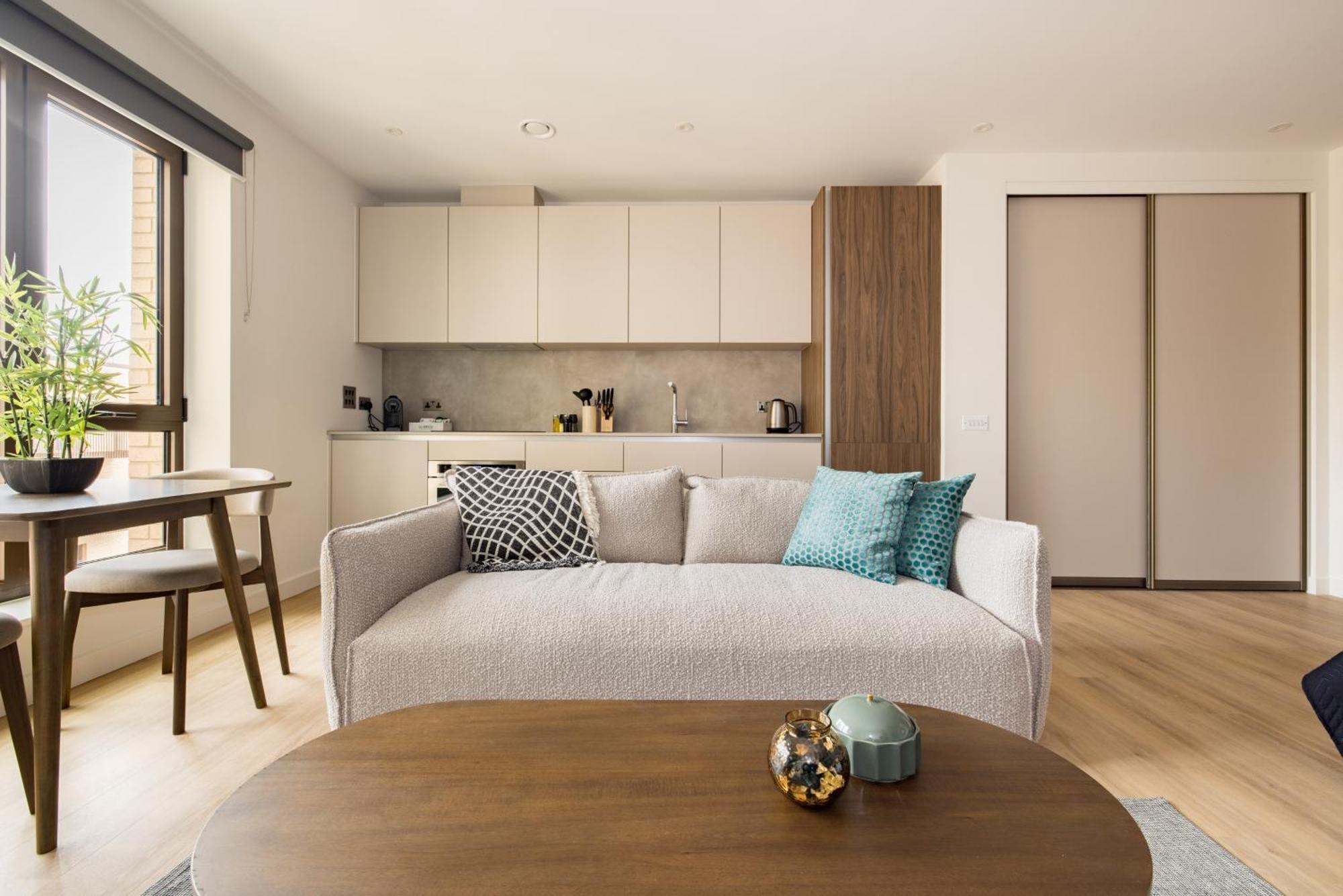Charles Hope London Greenford Greenford  Luaran gambar