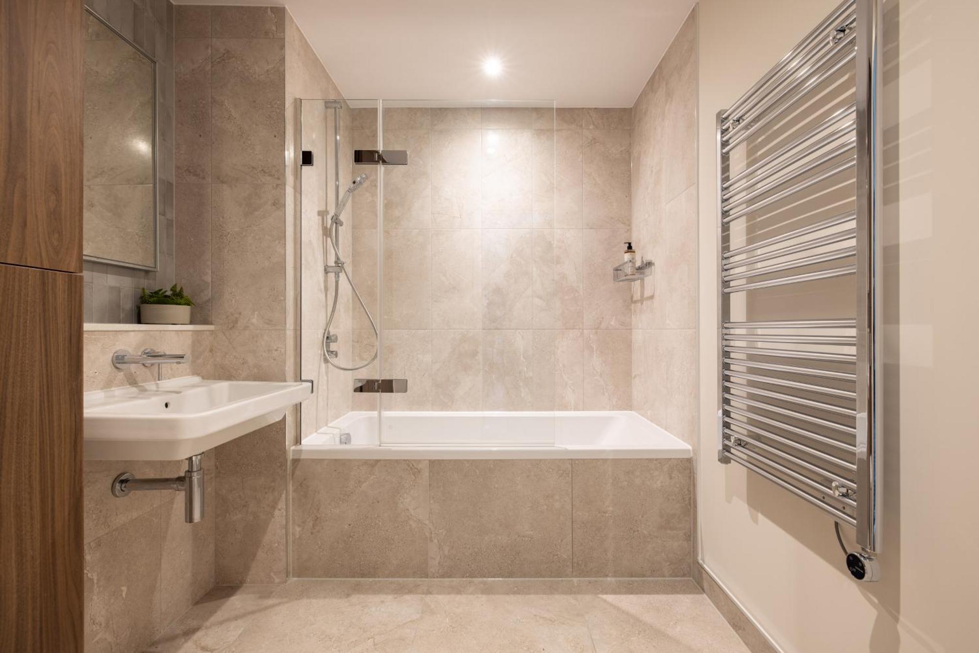 Charles Hope London Greenford Greenford  Luaran gambar